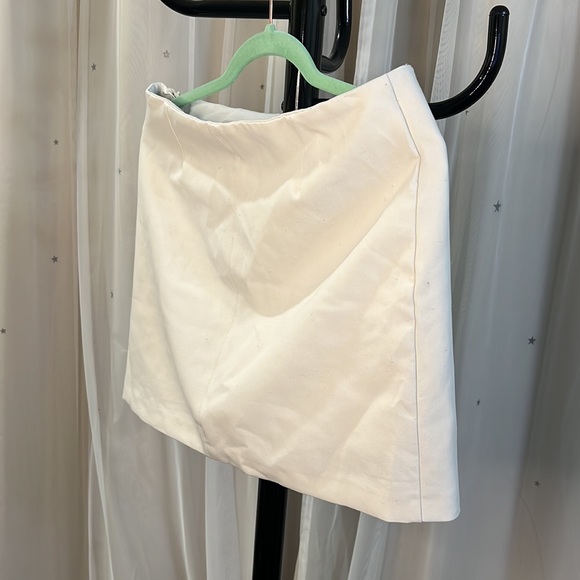 White Skirt - Picture 2 of 5